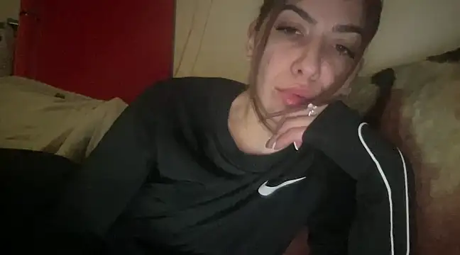 sarrah rossy online show from March 15, 7:16 pm