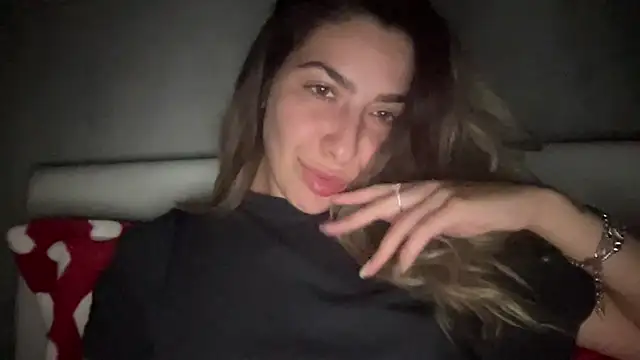 sarrah rossy online show from October 31, 9:27 pm