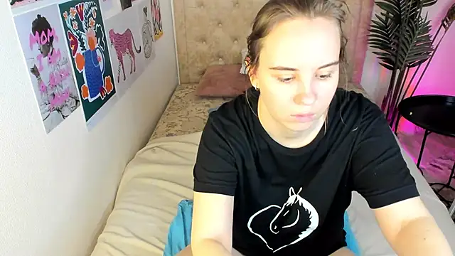 Lika 0ne online show from April 2, 12:03 pm