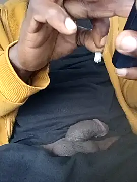 Snapshot of birdg chatting on March 15, 4:57 pm birdg online show from March 15, 4:57 pm