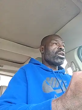 Snapshot of birdg chatting on March 23, 8:35 pm birdg online show from March 23, 8:35 pm