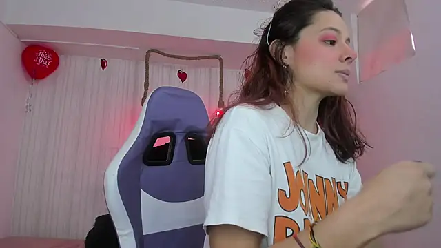 nicky angel1 online show from February 17, 7:09 pm