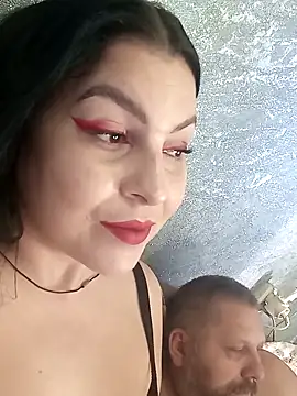 Snapshot of Greta_Tamar chatting on November 3, 6:47 am Greta Tamar online show from November 3, 6:47 am