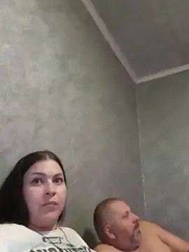 Snapshot of Greta_Tamar chatting on December 4, 5:43 pm Greta Tamar online show from December 4, 5:43 pm