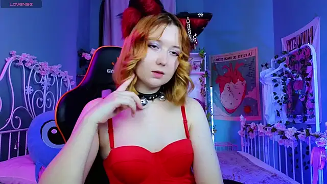 Snapshot of MizukiNoYoru chatting on February 25, 9:02 pm MizukiNoYoru online show from February 25, 9:02 pm