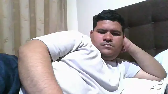 oscarshow24 online show from September 20, 11:17 pm