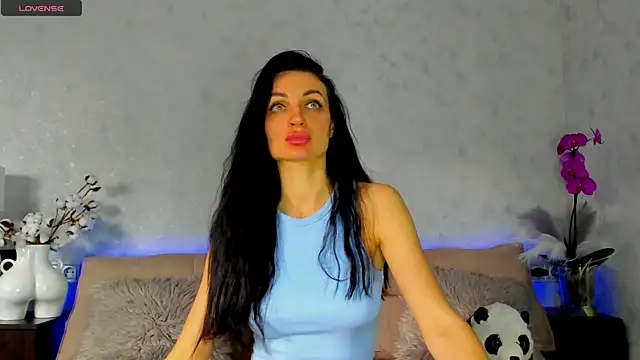 Snapshot of Tina_Mart chatting on April 1, 1:41 pm Tina Mart online show from April 1, 1:41 pm