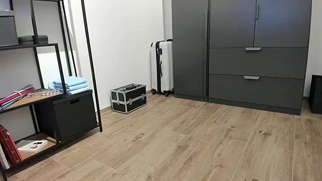 molicaremolicare online show from February 12, 5:35 am