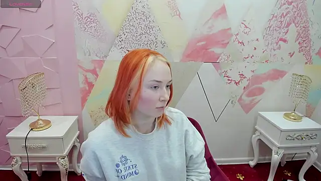 Snapshot of Myst_Rue chatting on February 11, 12:37 pm Myst Rue online show from February 11, 12:37 pm