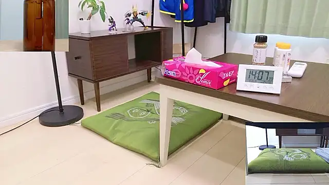 Snapshot of YARASERO-kun chatting on September 15, 5:07 am YARASERO-kun online show from September 15, 5:07 am