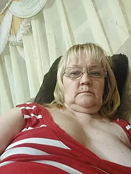 Violet5364 online show from February 28, 9:16 pm