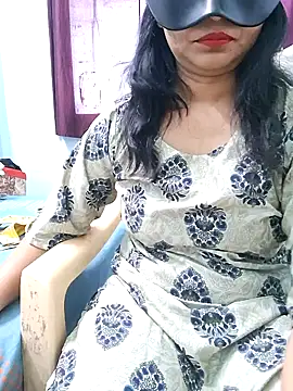 Snapshot of Jassi_Does chatting on March 5, 8:43 am Jassi Does online show from March 5, 8:43 am