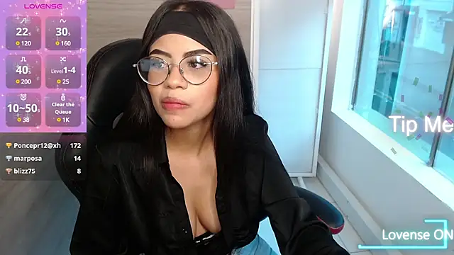 Snapshot of Sussan_love01 chatting on March 6, 8:05 pm Sussan love01 online show from March 6, 8:05 pm