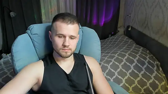 Snapshot of Vladik_b chatting on February 27, 5:26 pm Vladik b online show from February 27, 5:26 pm