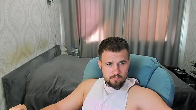 Vladik b online show from July 8, 9:03 am