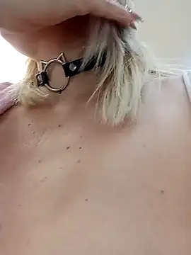 CandieGilson   online show from December 3, 1:20 pm