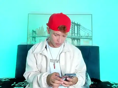 Ianwayne online show from January 18, 4:05 am