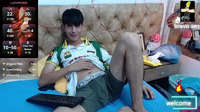 Snapshot of Estiv18_ chatting on March 2, 10:24 am Estiv18 online show from March 2, 10:24 am