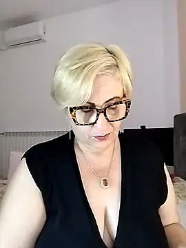 Pumabionda online show from November 12, 9:47 pm