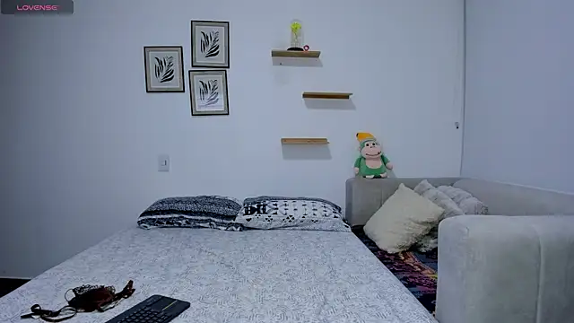 sarita bigbooty  online show from November 23, 4:34 am