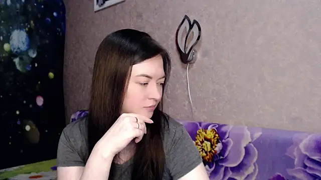 babysue89 online show from April 24, 4:37 am