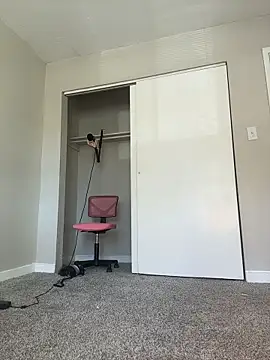 Snapshot of angelicasn0w chatting on February 2, 3:22 pm angelicasn0w online show from February 2, 3:22 pm