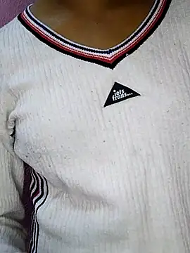 Snapshot of Queen_myra1 chatting on February 15, 2:00 pm Queen myra1 online show from February 15, 2:00 pm