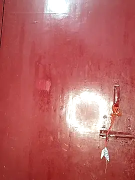 Snapshot of Queen_myra1 chatting on February 16, 6:10 pm Queen myra1 online show from February 16, 6:10 pm