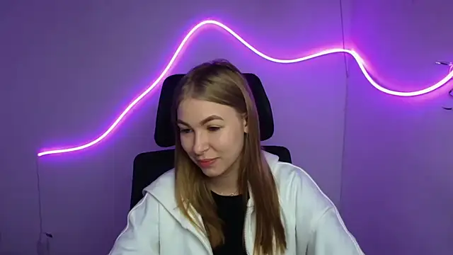 Dana flowers online show from October 3, 5:15 am