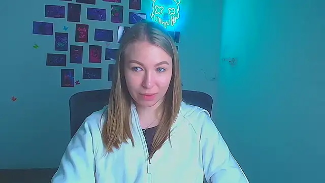 Snapshot of Dana_flowers chatting on April 20, 5:43 am Dana flowers online show from April 20, 5:43 am