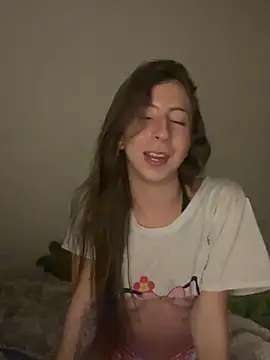 Snapshot of VioletaGill_ chatting on February 20, 4:50 am VioletaGill online show from February 20, 4:50 am