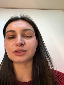 lunalovelee online show from December 3, 2:59 pm