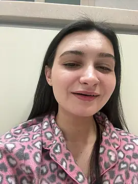 Snapshot of lunalovelee chatting on January 13, 3:28 pm lunalovelee online show from January 13, 3:28 pm