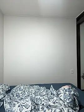 Snapshot of lunalovelee chatting on February 26, 9:52 am lunalovelee online show from February 26, 9:52 am