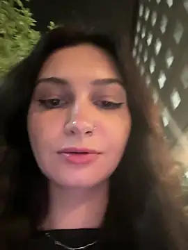 lunalovelee online show from July 29, 4:27 pm
