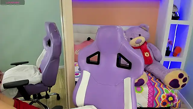 miss   megan online show from February 15, 2:37 am