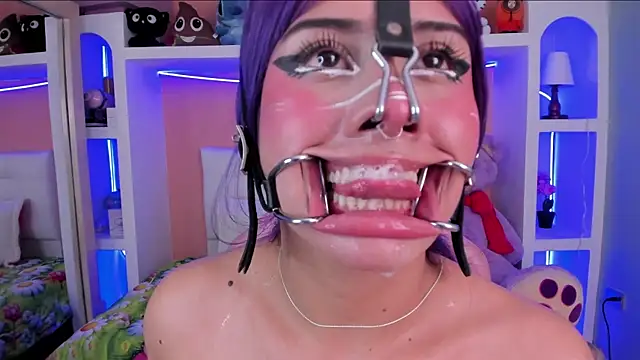 miss   megan online show from February 16, 2:24 pm