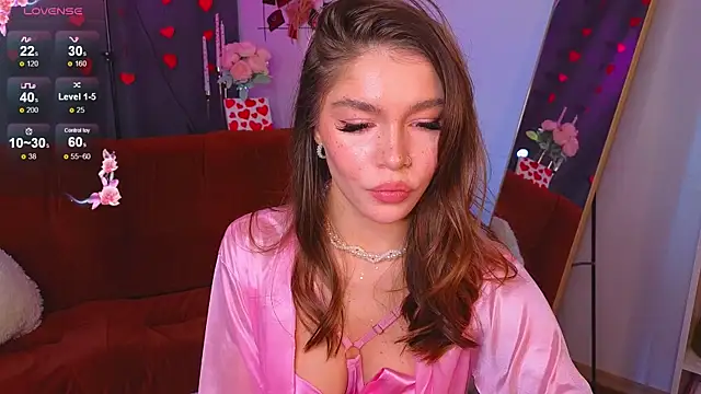 Caroline  Brown online show from February 14, 5:09 am