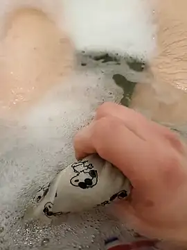 Snapshot of flo000031 chatting on January 15, 2:54 pm flo000031 online show from January 15, 2:54 pm