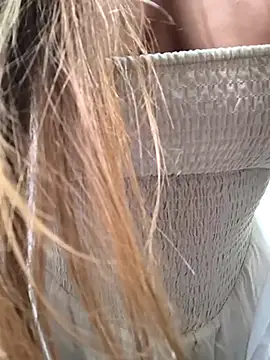 Mona Plus online show from February 19, 12:00 pm