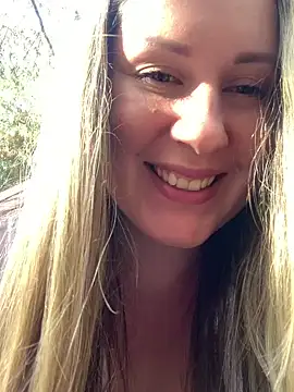 Mona Plus online show from February 19, 8:41 pm