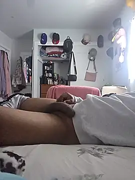 guajiro276565 online show from May 21, 2:35 pm