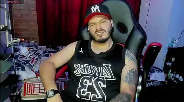 ragnar lothbrok777 online show from February 18, 4:37 am