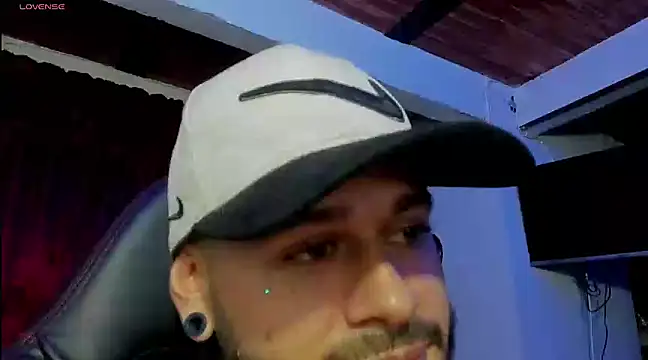 ragnar lothbrok777 online show from February 23, 12:41 am