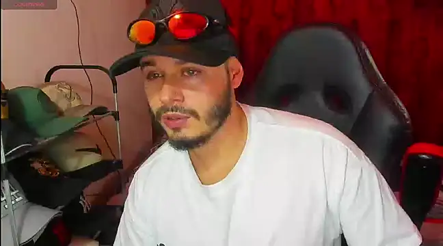 ragnar lothbrok777 online show from March 17, 8:40 am