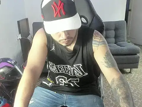 ragnar lothbrok777 online show from September 9, 9:58 pm