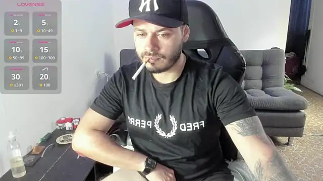 ragnar lothbrok777 online show from October 20, 9:15 pm