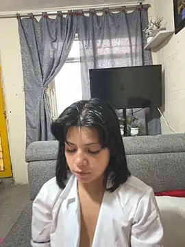 ZafiroKlein online show from September 18, 10:01 pm