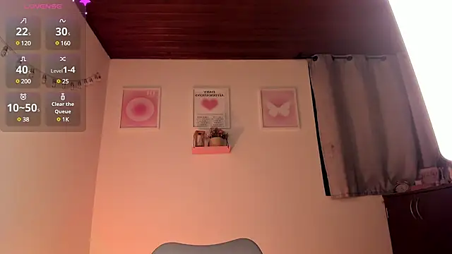 Amygoddess online show from February 27, 1:38 am