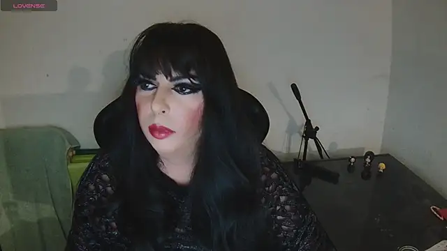 Snapshot of MissNadiaX06 chatting on January 17, 10:02 pm MissNadiaX06 online show from January 17, 10:02 pm